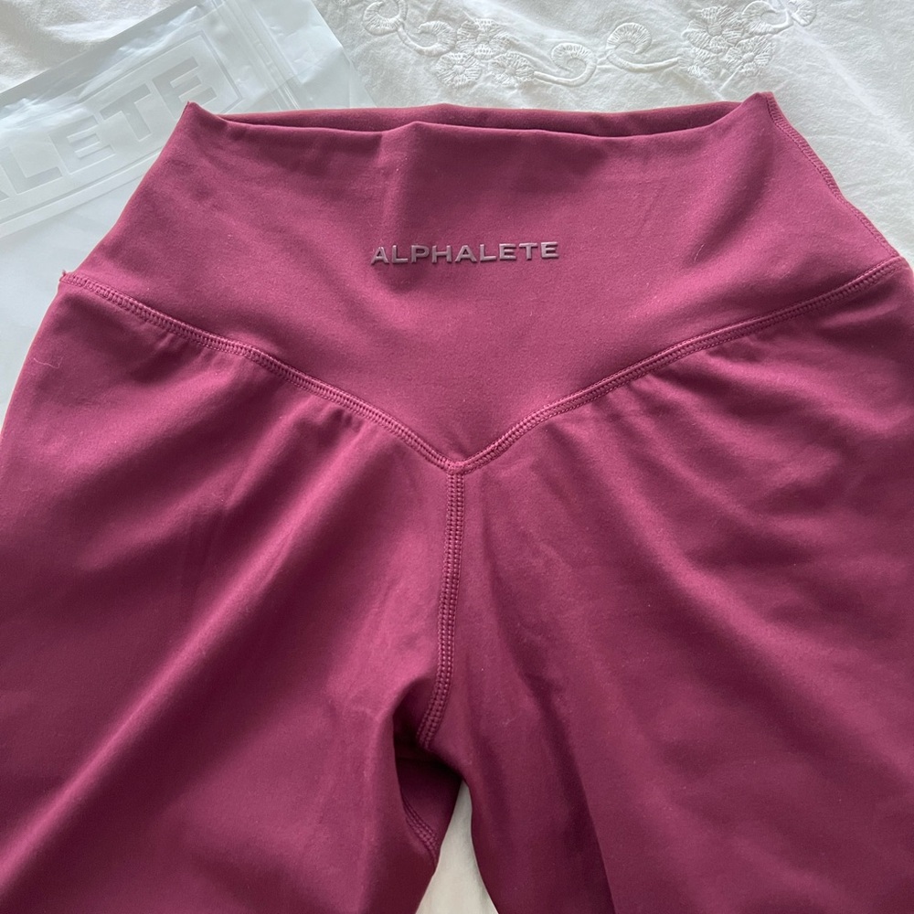 Alphalete leggings